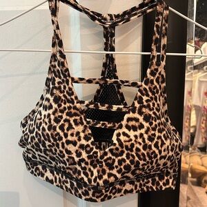 Large zyia sports bra